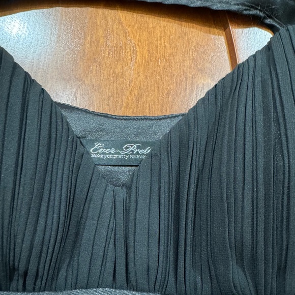 Black formal gown with train and bustle - Picture 8 of 10